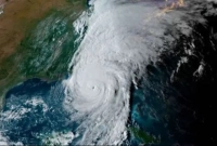 নিহত ৩, বিদ্যুৎহীন ৩০ লাখেরও বেশি মানুষ, আঘাত হেনেছে ২২৫ কিমি বেগ নিয়ে