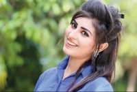 নিজের অভিনয় ও ব্যক্তিগত জীবন নিয়ে যা জানালেন অভিনেত্রী শখ