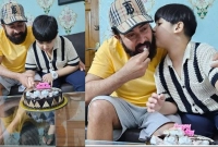 শাকিব-জয়ের আবেগঘন মুহূর্ত, ছেলের জন্মদিনে কেক কেটে খাওয়ালেন