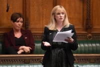 প্রধানমন্ত্রী উপহার নেয়ায় এমপির পদত্যাগ