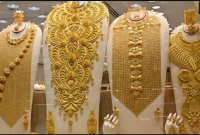 জানেন-আজ-হঠাৎ-কত-হলো-স্বর্ণের-ভরি-