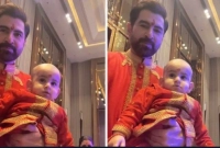 ন্যাড়া মাথাতেও বেশ হ্যান্ডসাম জিৎ পুত্র