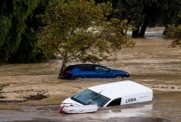 আকস্মিক বন্যায় মৃতের সংখ্যা ২০০ ছাড়াল, বহু নিখোঁজ এখনো