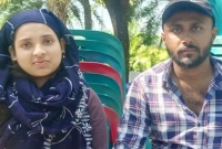 প্রেমের টানে পটুয়াখালী ছুটে এলেন শ্রীলঙ্কান যুবক