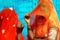 সুখের সংসার দুই স্ত্রীকে নিয়ে, ১৫ দিন করে সময় দেন যুবক!