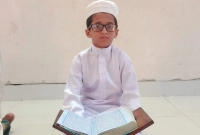 ৮ মাসে কুরআনে হাফেজ ৮ বছরের শিশু ওমর