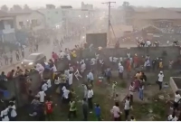 রেফারির বিতর্কিত সিদ্ধান্তে ভয়াবহ সংঘর্ষ, ৫৬ জনের মৃত্যু 