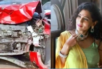  জনপ্রিয় অভিনেত্রীর গাড়ির চাপায় নিহত হলেন এক শ্রমিক