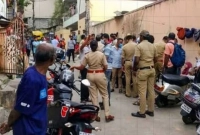 তিন মেয়ে খাটের বক্সে ও বাবা-মায়ের লাশ মেঝেতে!