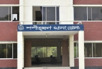 প্রবাসী স্বামীকে ভিডিও কলে রেখে গলায় ফাঁস লাগিয়ে আত্মহত্যা