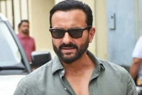 বাড়িতে ঢুকে সাইফ আলী খানকে ঢুকে ছুরিকাঘাত, নেওয়া হয়েছে হাসপাতালে