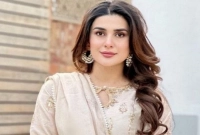 এবার অভিনেতাকে বিয়ে করছেন অভিনেত্রী