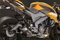 বাজাজের হায়ার সিসির পালসার ডমিনার ৪০০ মডেল, বাইকটির জুরি মেলা ভার