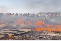 এইমাত্র পাওয়া: মাঝ আকাশে বিমান বিধ্বস্ত