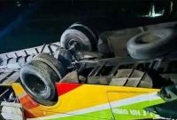  খাদে পড়ে উল্টে গেল বরযাত্রীবাহী বাস, যত জনের মৃত্যু