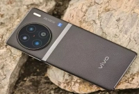 এই স্মার্টফোনে ১২ হাজার টাকা পর্যন্ত ডিসকাউন্ট?