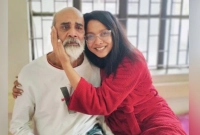 আমার আব্বু চলে গেলেন! আত্মার শান্তি কামনা করছি: রুনা খান