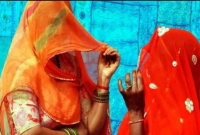 সুখের-সংসার-দুই-স্ত্রীকে-নিয়ে-১৫-দিন-করে-সময়-দেন-যুবক-