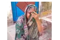 বৃদ্ধাকে চড়-থাপ্পড় মারার অভিযোগ ইউপি সদস্যের বিরুদ্ধে! বৃদ্ধাকে চড়-থাপ্পড় মারার অভিযোগ ইউপি সদস্যের বিরুদ্ধে!