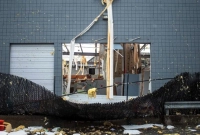 মারাত্মক ঝড়ে কমপক্ষে ১৬ জনের মৃত্যু