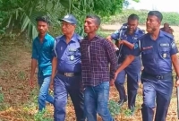 বড় ভাইকে খুন করে পুলিশকে ডেকে আত্মসমর্পণ ছোট ভাইয়ের!