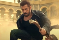 ১৩তম দিনে এসে ‘সিকান্দার’ ছবির আয়ে নাটকীয়তা! ১৩তম দিনে এসে ‘সিকান্দার’ ছবির আয়ে নাটকীয়তা!