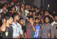 সারাদেশে-একযোগে-কাফনের-কাপড়-মাথায়-বেঁধে-গণমিছিল-করার-ঘোষণা