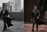 শাহরুখ অনুকরণ করেন শাকিব খানকে শাহরুখ অনুকরণ করেন শাকিব খানকে