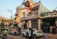 পাকিস্তানের-হামলায়-ভারতের-সীমান্ত-এলাকায়-নিহত-২২-হাজারো-মানুষ-ঘরছাড়া