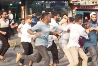 ছাত্রলীগ-নেতাকে-গণপিটুনি