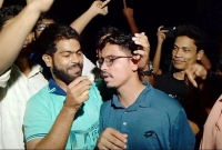 যে-খবরে-বাংলাদেশের-বিভিন্ন-স্থানে-আনন্দ-মিছিল