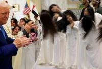 ট্রাম্পকে স্বাগত জানিয়ে আলোচনায় ‘চুল ওড়ানো নাচ’, এর ইতিহাস জানেন?