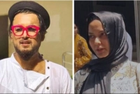 কারামুক্ত হয়ে একসঙ্গে মোটরসাইকেলে ঘুরলেন নোবেল ও তার স্ত্রী কারামুক্ত হয়ে একসঙ্গে মোটরসাইকেলে ঘুরলেন নোবেল ও তার স্ত্রী