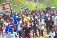 থানা আগুনে পুড়িয়ে দিল বিক্ষোভকারীরা!