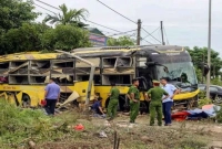 বাস দুর্ঘটনায় দুই শিশুসহ দশ যাত্রী নিহত