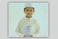 ৫ মাসে কোরআনের হাফেজ হলেন ৮ বছরের তানভীর