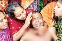 ‘আমাদের-চারজনের-মরা-মুখ-যেন-বাপের-বড়-ছেলে-ও-তার-স্ত্রী-সন্তান-না-দেখে’