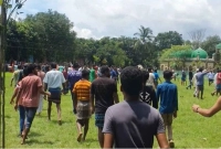 ফেসবুকে-কমেন্ট-করা-নিয়ে-দুই-পক্ষের-ভয়াবহ-সংঘর্ষ