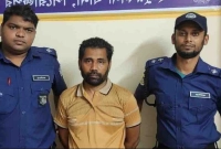 সাঈদীর-ফাঁসির-রায়ের-পর-মিষ্টি-বিতরণ-করা-সেই-আ-লীগ-নেতাকে-পিটুনি-দিয়ে-পুলিশে-সোপর্দ-