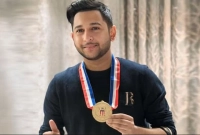 আমি পালাব না, কোরআনের কসম, আমি ওমরা হজ করছি: তৌহিদ আফ্রিদি আমি পালাব না, কোরআনের কসম, আমি ওমরা হজ করছি: তৌহিদ আফ্রিদি