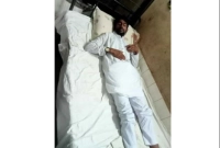 এসআইয়ের-থাপ্পড়-খেয়ে-কানে-শুনছেন-না-যুবদল-নেতা-