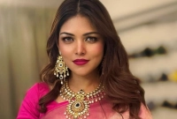 পিয়া জান্নাতুলকে কুপ্রস্তাব!