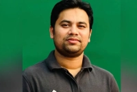 ঠিকাদারকে-কিল-ঘুষি-ও-লাথি-মারতে-থাকেন-ছাত্রদল-সভাপতি-