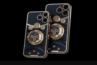 এই ফোনটির দাম ১ কোটি ১০ লক্ষ টাকা, সারা দুনিয়ায় আছে মাত্র ৩টি!