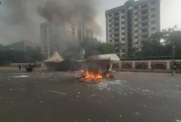 জুলাই-সনদ-স্বাক্ষর-অনুষ্ঠান-ঘিরে-মানিক-মিয়া-এভিনিউ-রণক্ষেত্র