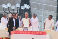 জুলাই-সনদে-স্বাক্ষর-করলেন-প্রধান-উপদেষ্টা-ও-রাজনৈতিক-নেতারা