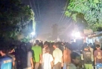 মাঝরাতে-দুই-ইউনিভার্সিটির-শিক্ষার্থীদের-মধ্যে-সংঘর্ষ