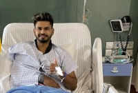 মৃত্যুর-মুখ-থেকে-ফেরা-ক্রিকেট-তারকার-অবস্থার-উন্নতি