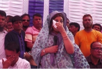 কান্নায়-ভেঙে-পড়লেন-শামা-ওবায়েদ