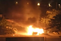 গাড়ির-গ্যারেজে-আগুন-একের-পর-এক-বিস্ফোরণ